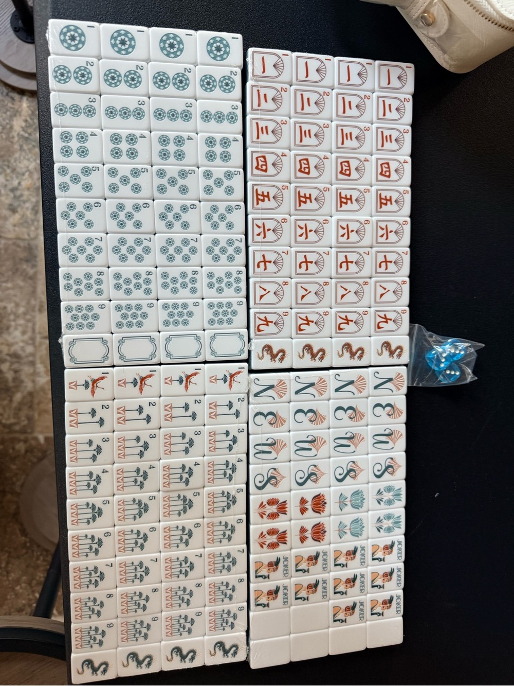 Sweet Jojo NWT Blue Art Deco Mahjong Tiles. Case and dice included. Beautiful